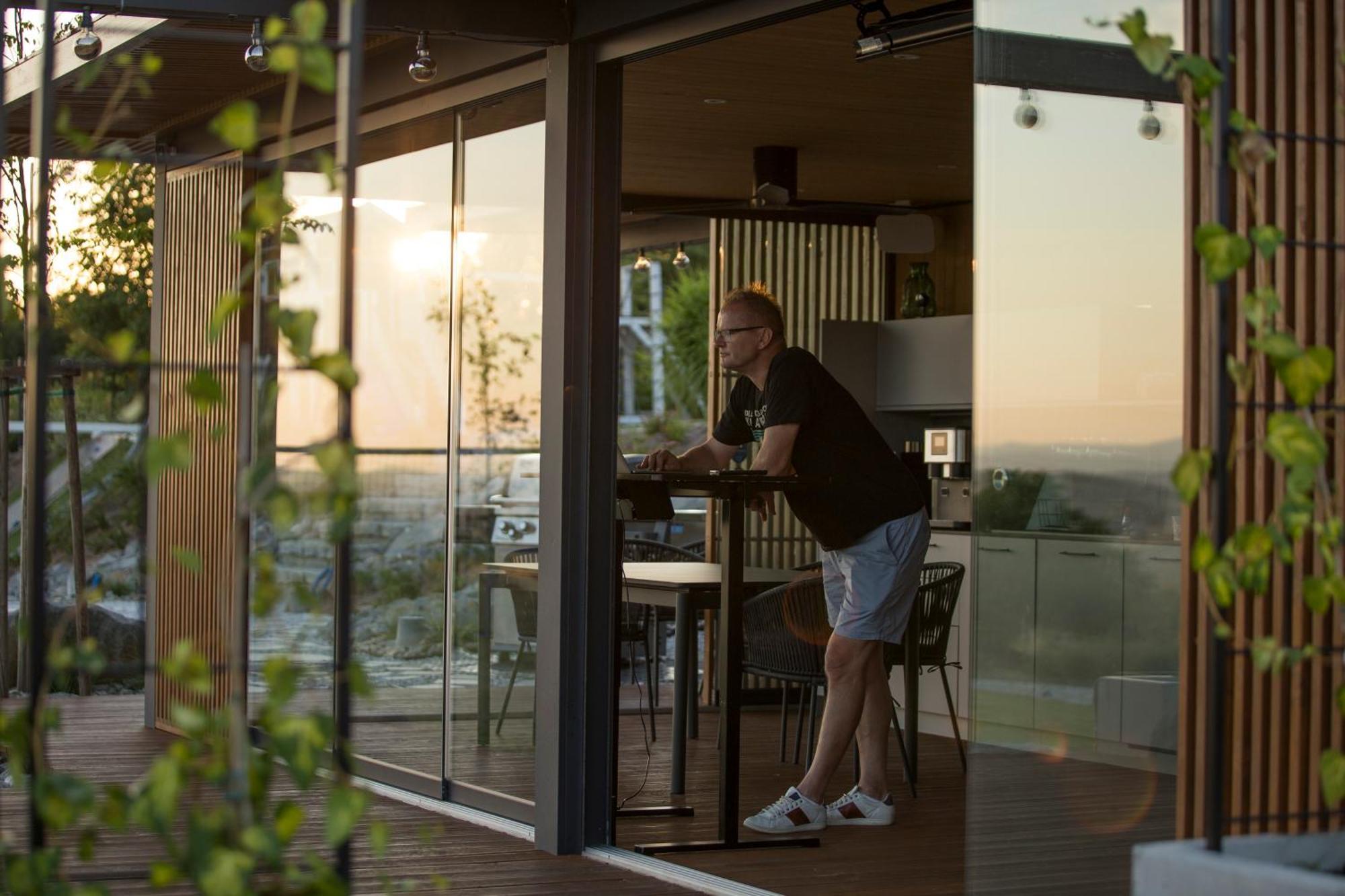 Relax With Swimming Pool And Mountain View Villa Bukow